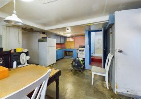 2005 Stanley Street,Honolulu,Hawaii,96819,8 Bedrooms Bedrooms,4 BathroomsBathrooms,Single family,Stanley,18330252