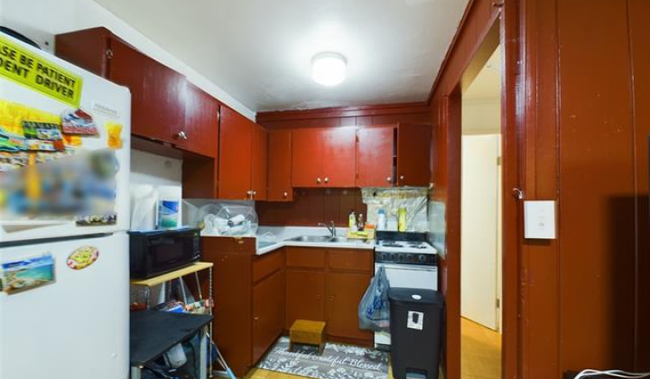 2005 Stanley Street,Honolulu,Hawaii,96819,8 Bedrooms Bedrooms,4 BathroomsBathrooms,Single family,Stanley,18330252