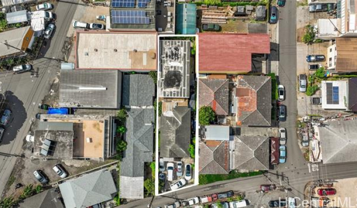 2005 Stanley Street,Honolulu,Hawaii,96819,8 Bedrooms Bedrooms,4 BathroomsBathrooms,Single family,Stanley,18330252