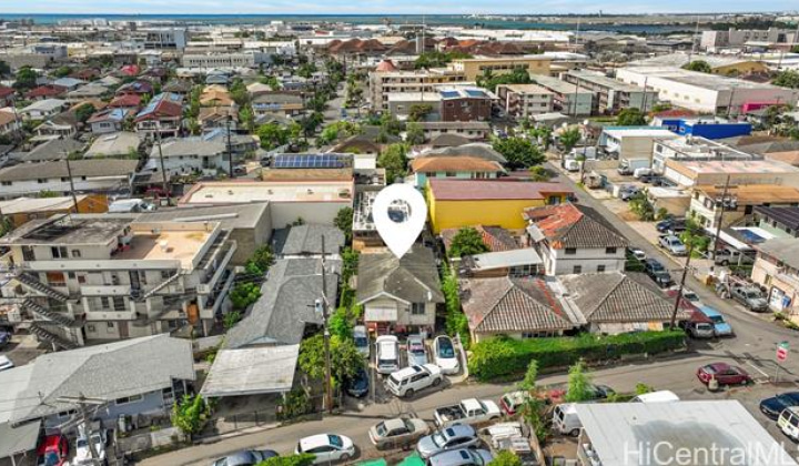 2005 Stanley Street,Honolulu,Hawaii,96819,8 Bedrooms Bedrooms,4 BathroomsBathrooms,Single family,Stanley,18330252
