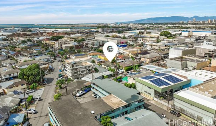 2005 Stanley Street,Honolulu,Hawaii,96819,8 Bedrooms Bedrooms,4 BathroomsBathrooms,Single family,Stanley,18330252