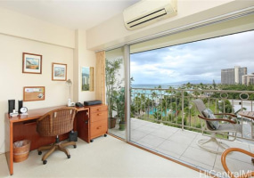 2161 Kalia Road,Honolulu,Hawaii,96815,1 Bedroom Bedrooms,1 BathroomBathrooms,Condo/Townhouse,Kalia,8,18331178