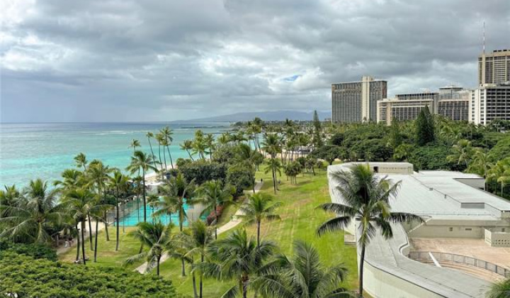 2161 Kalia Road,Honolulu,Hawaii,96815,1 Bedroom Bedrooms,1 BathroomBathrooms,Condo/Townhouse,Kalia,8,18331178
