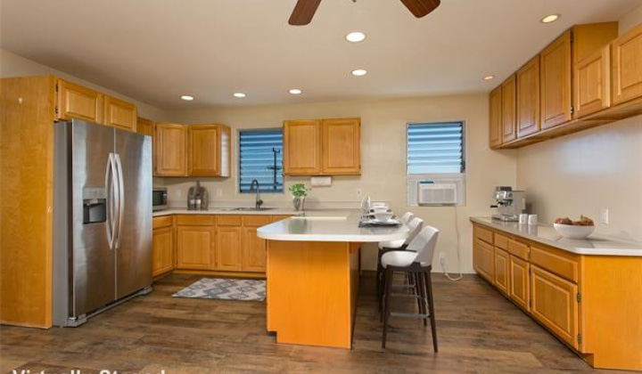 4473 Alakoa Street,Honolulu,Hawaii,96821,6 Bedrooms Bedrooms,3 BathroomsBathrooms,Single family,Alakoa,18331364
