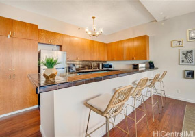 1088 Bishop Street,Honolulu,Hawaii,96813,1 ベッドルーム ベッドルーム,1 バスルームバスルーム,コンド / タウンハウス,Bishop,11,18331883