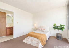 1122 Elm Street,Honolulu,Hawaii,96814,2 ベッドルーム ベッドルーム,1 バスルームバスルーム,コンド / タウンハウス,Elm,8,18783997