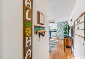 2355 Ala Wai Boulevard,Honolulu,Hawaii,96815,2 ベッドルーム ベッドルーム,2 バスルームバスルーム,コンド / タウンハウス,Ala Wai,2,18332812