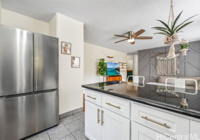 2355 Ala Wai Boulevard,Honolulu,Hawaii,96815,2 ベッドルーム ベッドルーム,2 バスルームバスルーム,コンド / タウンハウス,Ala Wai,2,18332812