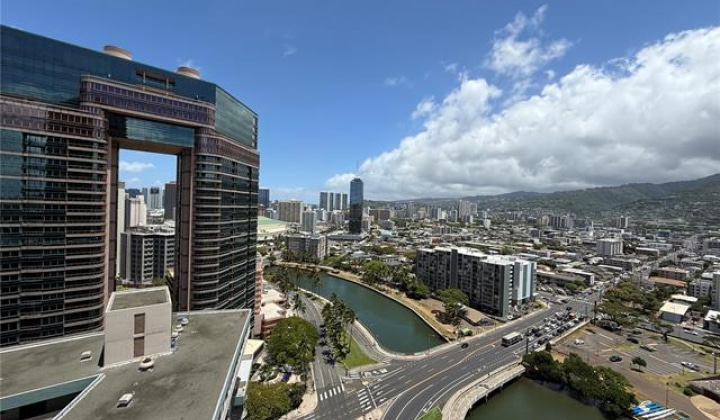 444 NIU Street,Honolulu,Hawaii,96815,1 ベッドルーム ベッドルーム,2 バスルームバスルーム,コンド / タウンハウス,NIU,26,19496088