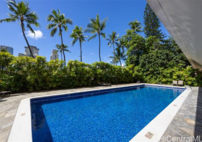 500 大学 Avenue,Honolulu,Hawaii,96826,3 ベッドルーム ベッドルーム,2 バスルームバスルーム,コンド / タウンハウス,University,24,18333583