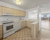 500 大学 Avenue,Honolulu,Hawaii,96826,3 ベッドルーム ベッドルーム,2 バスルームバスルーム,コンド / タウンハウス,University,24,18333583