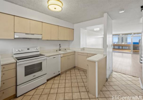 500 大学 Avenue,Honolulu,Hawaii,96826,3 ベッドルーム ベッドルーム,2 バスルームバスルーム,コンド / タウンハウス,University,24,18333583