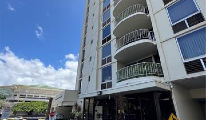 1717 Ala Wai Boulevard,Honolulu,Hawaii,96815,3 ベッドルーム ベッドルーム,2 バスルームバスルーム,コンド / タウンハウス,Ala Wai,5,18785960
