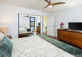 2410 Cleghorn Street,Honolulu,Hawaii,96815,1 ベッドルーム ベッドルーム,1 バスルームバスルーム,コンド / タウンハウス,Cleghorn,30,18333635