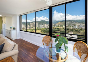 2410 Cleghorn Street,Honolulu,Hawaii,96815,1 ベッドルーム ベッドルーム,1 バスルームバスルーム,コンド / タウンハウス,Cleghorn,30,18333635