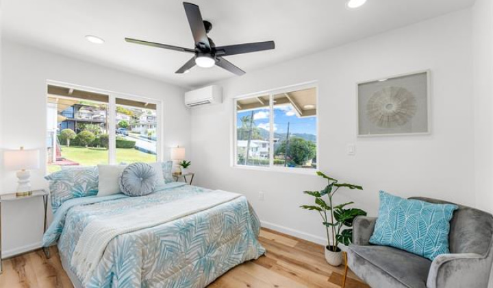 1861 Kualono Street,Honolulu,Hawaii,96817,5 Bedrooms Bedrooms,2 BathroomsBathrooms,Single family,Kualono,18334026