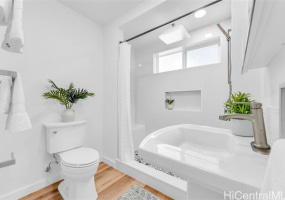 1861 Kualono Street,Honolulu,Hawaii,96817,5 Bedrooms Bedrooms,2 BathroomsBathrooms,Single family,Kualono,18334026