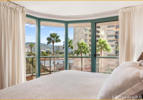 1888 Kalakaua Avenue,Honolulu,Hawaii,96815,2 ベッドルーム ベッドルーム,2 バスルームバスルーム,コンド / タウンハウス,Kalakaua,8,18334044