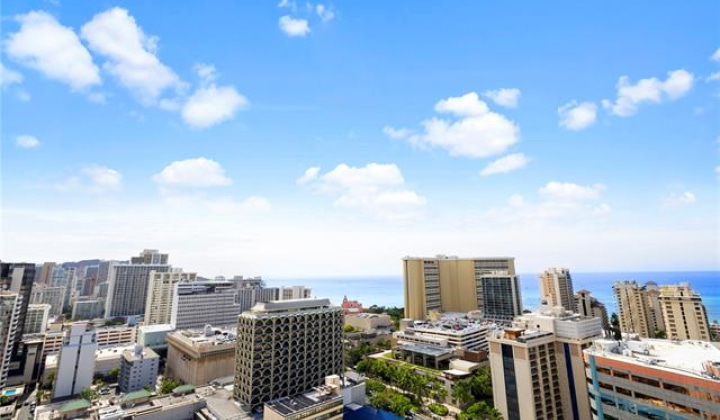 2139 Kuhio Avenue,Honolulu,Hawaii,96815,2 Bedrooms Bedrooms,2 BathroomsBathrooms,Condo/Townhouse,Kuhio,26,18334126