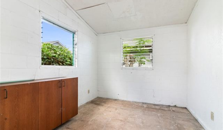 1653 Gulick Avenue,Honolulu,Hawaii,96819,10 Bedrooms Bedrooms,4 BathroomsBathrooms,Single family,Gulick,19497706