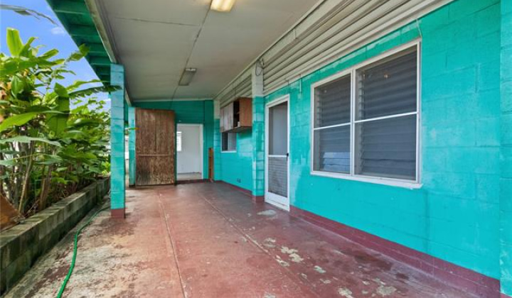 1653 Gulick Avenue,Honolulu,Hawaii,96819,10 Bedrooms Bedrooms,4 BathroomsBathrooms,Single family,Gulick,19497706