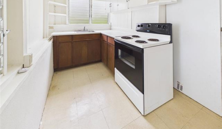 1328 Mamalu Street,Honolulu,Hawaii,96817,6 ベッドルーム ベッドルーム,2 バスルームバスルーム,一戸建て,Mamalu,19497806
