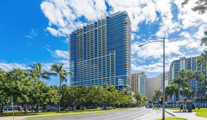 223 Saratoga Road,Honolulu,Hawaii,96815,3 ベッドルーム ベッドルーム,3 バスルームバスルーム,コンド / タウンハウス,Saratoga,37,18787005