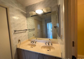 1255 Nuuanu Avenue,Honolulu,Hawaii,96817,2 ベッドルーム ベッドルーム,1 バスルームバスルーム,コンド / タウンハウス,Nuuanu,14,18335105