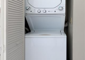 2444 Hihiwai Street,Honolulu,Hawaii,96826,1 ベッドルーム ベッドルーム,1 バスルームバスルーム,コンド / タウンハウス,Hihiwai,21,18335569