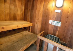 2444 Hihiwai Street,Honolulu,Hawaii,96826,1 ベッドルーム ベッドルーム,1 バスルームバスルーム,コンド / タウンハウス,Hihiwai,21,18335569