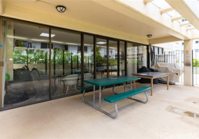 2444 Hihiwai Street,Honolulu,Hawaii,96826,1 ベッドルーム ベッドルーム,1 バスルームバスルーム,コンド / タウンハウス,Hihiwai,21,18335569