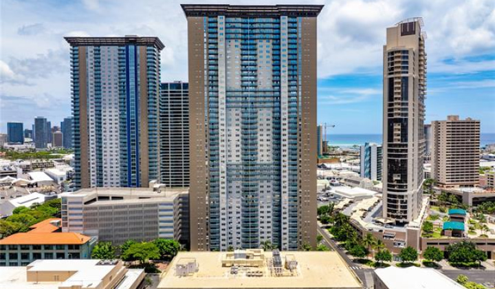 801 South Street,Honolulu,Hawaii,96813,1 Bedroom Bedrooms,1 BathroomBathrooms,Condo/Townhouse,South,25,19498495