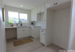 2485 Booth Road,Honolulu,Hawaii,96813,6 ベッドルーム ベッドルーム,3 バスルームバスルーム,一戸建て,Booth,18335904