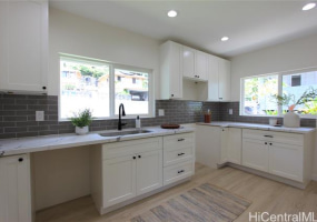 2485 Booth Road,Honolulu,Hawaii,96813,6 ベッドルーム ベッドルーム,3 バスルームバスルーム,一戸建て,Booth,18335904