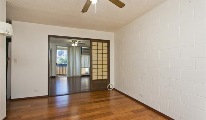 1401 Lusitana Street,Honolulu,Hawaii,96813,1 ベッドルーム ベッドルーム,1 バスルームバスルーム,コンド / タウンハウス,Lusitana,3,18335937