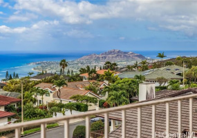844 Ikena Circle,Honolulu,Hawaii,96821,4 ベッドルーム ベッドルーム,3 バスルームバスルーム,一戸建て,Ikena,18336059