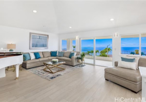 844 Ikena Circle,Honolulu,Hawaii,96821,4 ベッドルーム ベッドルーム,3 バスルームバスルーム,一戸建て,Ikena,18336059