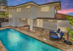 844 Ikena Circle,Honolulu,Hawaii,96821,4 ベッドルーム ベッドルーム,3 バスルームバスルーム,一戸建て,Ikena,18336059