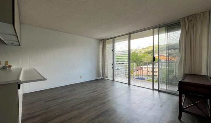 1687 Pensacola Street,Honolulu,Hawaii,96822,1 ベッドルーム ベッドルーム,1 バスルームバスルーム,コンド / タウンハウス,Pensacola,8,18336227