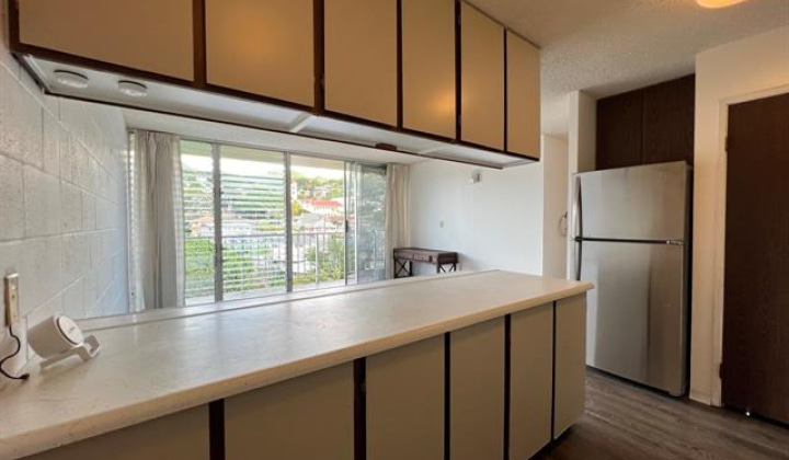 1687 Pensacola Street,Honolulu,Hawaii,96822,1 ベッドルーム ベッドルーム,1 バスルームバスルーム,コンド / タウンハウス,Pensacola,8,18336227