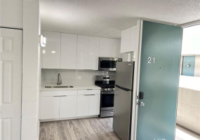 747 Kinau Street,Honolulu,Hawaii,96813,2 Bedrooms Bedrooms,1 BathroomBathrooms,Condo/Townhouse,Kinau,2,18336649