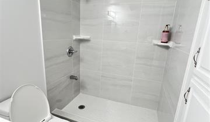 747 Kinau Street,Honolulu,Hawaii,96813,2 Bedrooms Bedrooms,1 BathroomBathrooms,Condo/Townhouse,Kinau,2,18336649