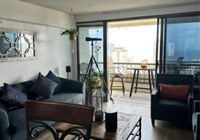 2333 Kapiolani Boulevard,Honolulu,Hawaii,96826,2 Bedrooms Bedrooms,2 BathroomsBathrooms,Condo/Townhouse,Kapiolani,34,18337176