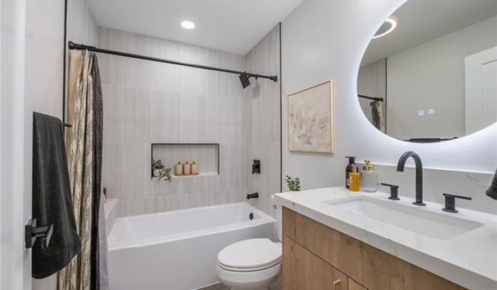851 Halula Place,Kailua,Hawaii,96734,4 Bedrooms Bedrooms,2 BathroomsBathrooms,Single family,Halula,18337201
