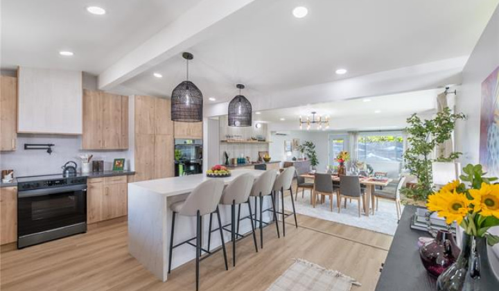 851 Halula Place,Kailua,Hawaii,96734,4 Bedrooms Bedrooms,2 BathroomsBathrooms,Single family,Halula,18337201