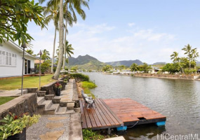 880 Akiu Place,Kailua,Hawaii,96734,3 ベッドルーム ベッドルーム,2 バスルームバスルーム,一戸建て,Akiu,18788795