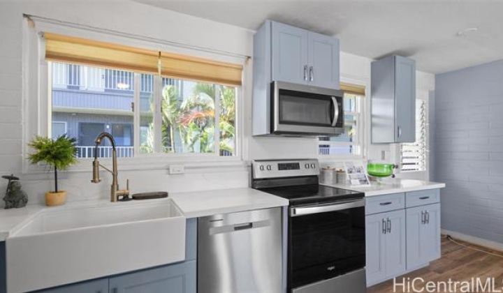 75 Kihapai Street,Kailua,Hawaii,96734,1 Bedroom Bedrooms,1 BathroomBathrooms,Condo/Townhouse,Kihapai,2,18337266