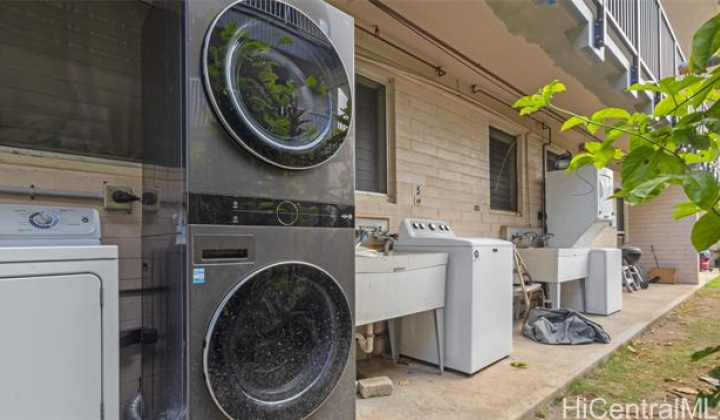 75 Kihapai Street,Kailua,Hawaii,96734,1 Bedroom Bedrooms,1 BathroomBathrooms,Condo/Townhouse,Kihapai,2,18337266