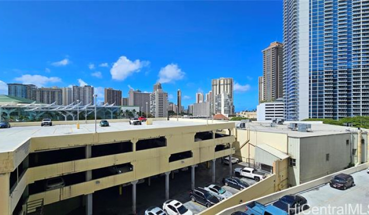 1655 Makaloa Street,Honolulu,Hawaii,96814,1 ベッドルーム ベッドルーム,1 バスルームバスルーム,コンド / タウンハウス,Makaloa,7,19499980