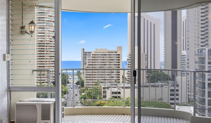 1717 Ala Wai Boulevard,Honolulu,Hawaii,96815,2 ベッドルーム ベッドルーム,2 バスルームバスルーム,コンド / タウンハウス,Ala Wai,15,19500093